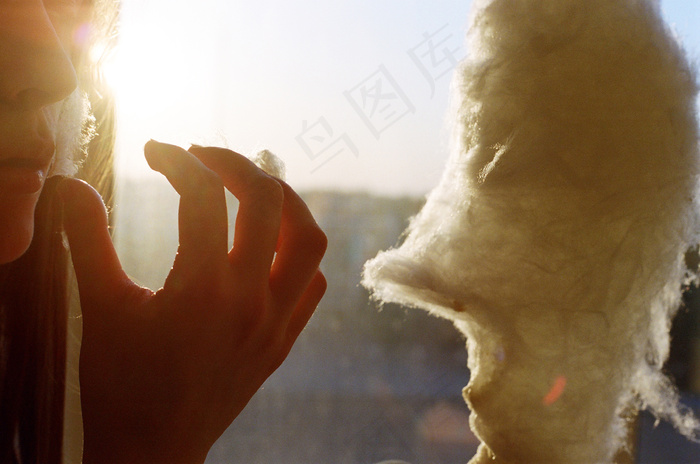 进/出