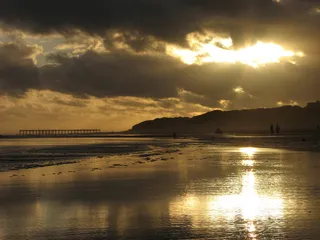 天空,海洋,湖泊,霞光,街灯,上帝在那里吗？