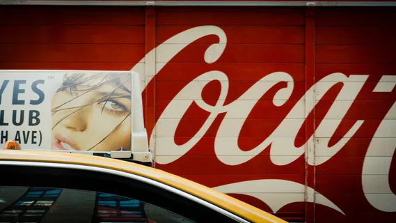 日本コカ・コーラコカ・コーラ３５０ｍｌ,文字图片,包装袋/盒,必胜客,吸塑招牌,品牌化