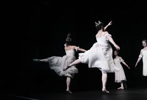 屏幕截图,情侣,献演,合照,芭蕾舞剧,切尔西芭蕾舞表演