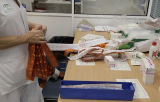 柜子,室内一角,包装袋/盒,椅子,纸箱,农家子