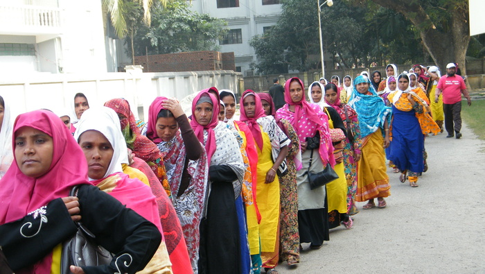 人物活动,合照,街道,闹秧歌,玩具,做好准备