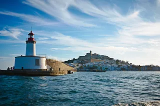 海洋,建筑,湖泊,天空,军舰,伊维萨岛-Leuchtturm