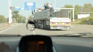 轿车,街道,城市街道,汽车前挡风玻璃,奥什,驾驶学校•荷兰的道路规则•埃因霍温•NETHERLANDS-1