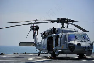 轿车,直升机,飞机,尾桨,螺旋浆,150424-N-NM917-009