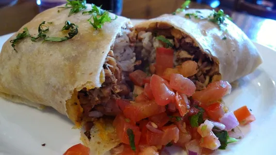 食物,菜肴,螃蟹,馅饼,春卷,Cenote Burrito