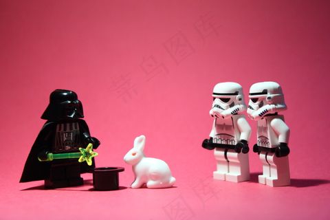 卡通动漫人物,屏幕截图,玩具,首饰/饰品,立体字,＃9：魔术师