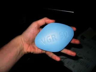 移动电源,化妆品,瓶子,护肤品,护手霜,伟哥挤压玩具