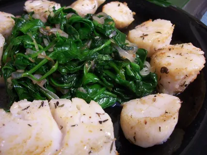 菠菜炒扇贝 菠菜炒扇贝