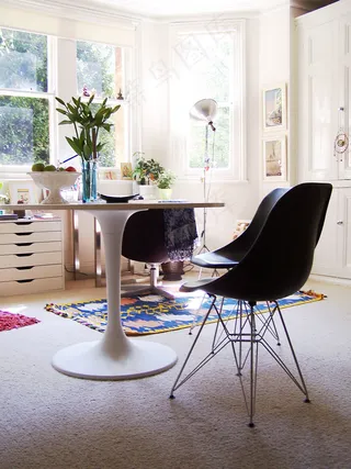 餐桌,电视背景墙,餐饮场所,转椅,梳妆台,诺勒姆花园