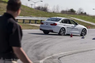 轿车,街道,教练机,高速路,停车位,BMW_Teen_Driving_School_Automotive_Rhythms