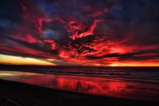 天上的火（HDR）