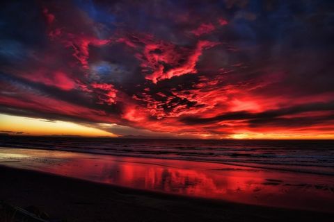 天上的火(HDR) 天上的火(HDR)