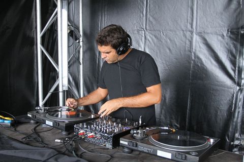 大卫·纳瓦斯库斯（David Navascues）