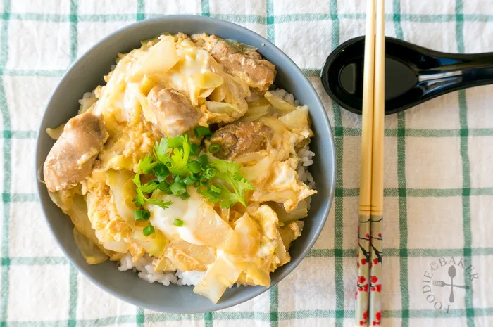 Oyakodon（鸡肉和鸡蛋饭碗）