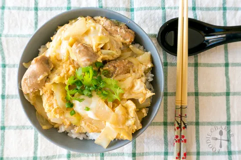 Oyakodon(鸡肉和鸡蛋饭碗) Oyakodon(鸡肉和鸡蛋饭碗)