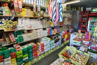 玩具,超级市场,柜子,商店商场,包装袋/盒,开普敦Masiphumelele乡镇杂货店EF-24-70mm-F28L-5D-CR-4595