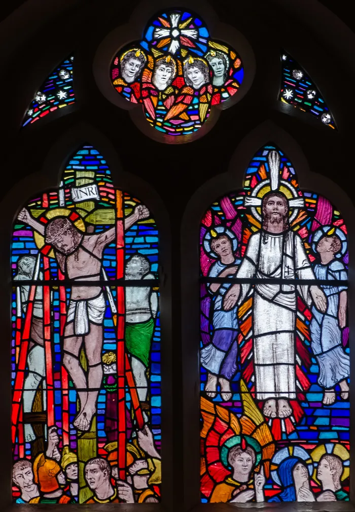 彩绘玻璃窗，圣卢克斯教堂，海上圣伦纳德斯