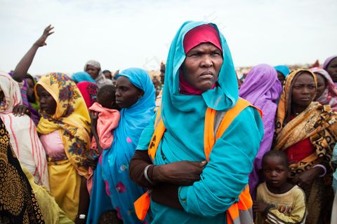 民族服饰,合照,人物特写,民俗表演,卡通动漫人物,达尔富尔Zam Zam Camp的社区警务志愿者