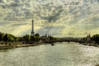 法国-巴黎之旅-艾菲尔铁塔与亚历山大三世之旅