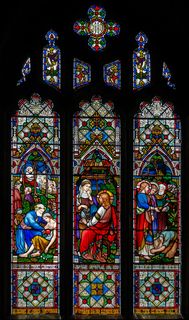 彩绘玻璃窗，圣迈克尔教堂，乌芬顿
