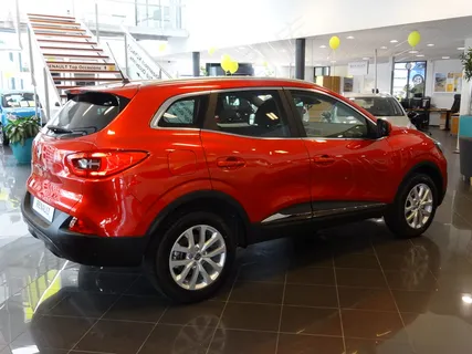 轿车,SUV,汽车,跑车,街道,新雷诺Kadjar