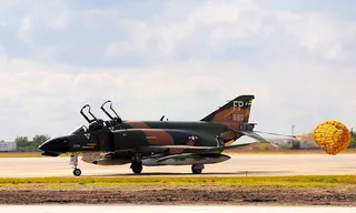 飞机,摩托车,战斗机,轿车,F-4D幻影归来