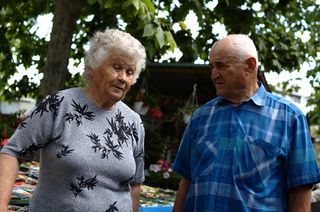 老年人,人物特写,美女,钢笔画,老太太,市场情侣