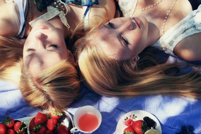 秋刀鱼,鹅肝,煎黄鱼,香煎刀鱼,烤鳗鱼,刺青,屏幕截图,油画,合照,卡通动漫人物,野餐