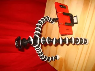 减振器,弹簧,减震器,自行车减震器,俯卧撑架,独立的Lumia 820 +灵活的八爪鱼三脚架Gorillapod模仿+ GUMP 1/4螺丝头智能手机支架安装