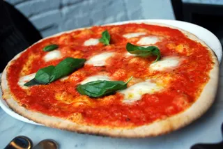 玛格丽塔披萨-Ladro Greville Street AUD16.50