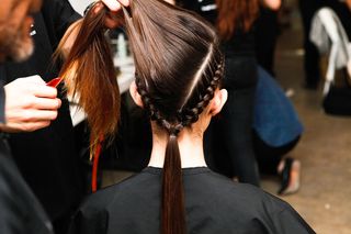 合照,美女,女孩,吹发,女人,Aveda™的幕后花絮– Ann Yee SS14 –纽约梅赛德斯·奔驰时装周2014年春夏季节– #MBFW #NYFW – 2013年9月4日–主流通过Aveda Corporation发行的创用CC（cc）照片