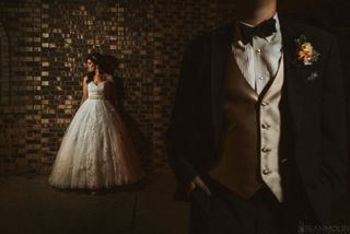 西服,婚纱,婚纱写真,人物特写,时装T台,黑色和金色*探索*