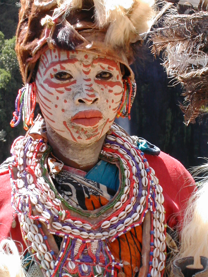 工艺品,人物特写,女孩,美女,民族服饰,Kikuyu女人“传统”连衣裙/服饰