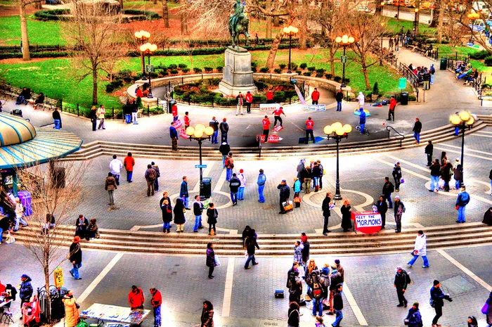 人物活动,街道,游乐场,卡通动漫人物,玩具,认识摩门教徒。 。 。