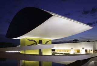 剧院/博物馆/礼堂,轿车,群艺馆,椅子,拉膜天花,奥斯卡·尼迈耶博物馆