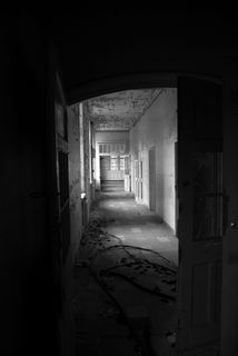 Threels-走出阴影