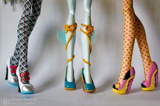 牙刷,沙锤,人物模型玩具,尖叫鸡,玩具,怪物高鞋