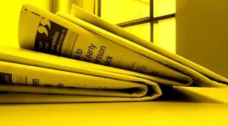 金条,回形针,高铁,铅笔,针,报纸阳光明媚的黄色