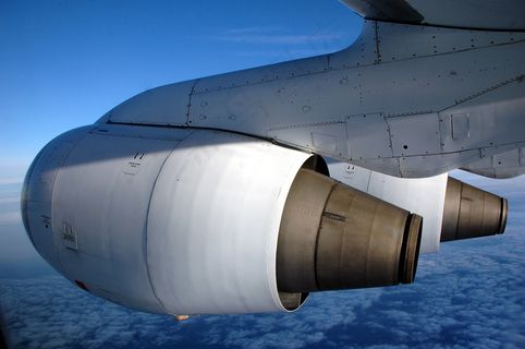 瑞士RJ100发动机