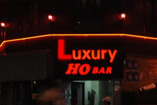 中控台,灯,仪表盘,轿车,广告屏,豪华！！！！