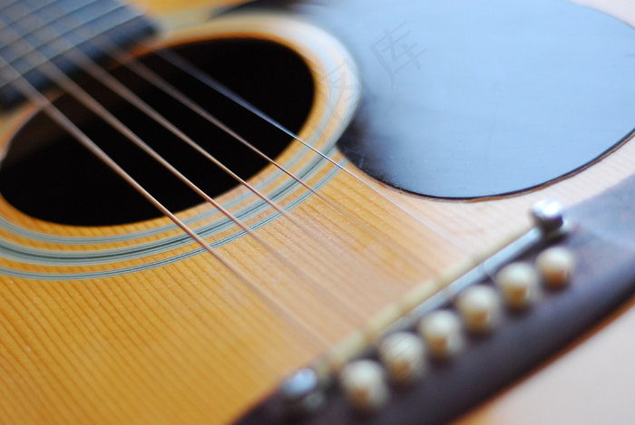 吉他,琴柱,曼陀林,柳琴,小提琴,吉他