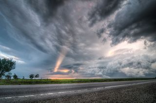 天空,阴云密布,龙卷风,卷积云,雨层云,神光束