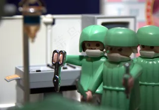 卡通动漫人物,教室,玩具,气球,椅子,外科大队