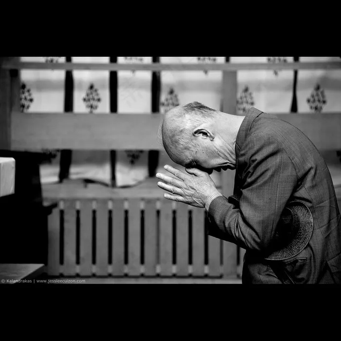 黑白照片,指挥大师,人物特写,军人/警察,屏幕截图,如何为日本人祈祷