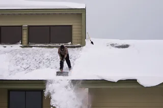 屋顶除雪