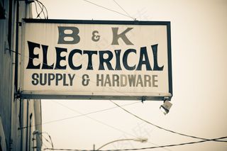 商店商场,文字图片,商品标签,车牌照,轿车,B＆K电气