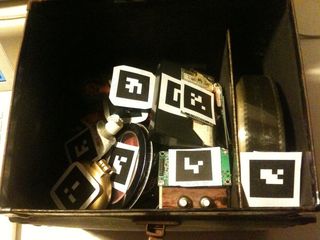 包装袋/盒,汽车音响,葡萄酒,室内一角,酒,AR Fluxus盒子