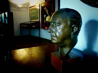 十二兽首,雕像,人物特写,钢笔画,阿尔富达德富尔特博物馆。弗朗西斯科·海·艾利·瓦里奥斯圣克鲁斯＃特内里费岛。 ＃城市＃城#lgasct＃法西斯莫＃法西斯主义#dictadura #franquismo