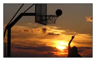 篮球框,天空,篮球架,路灯,圆月,切斯塔